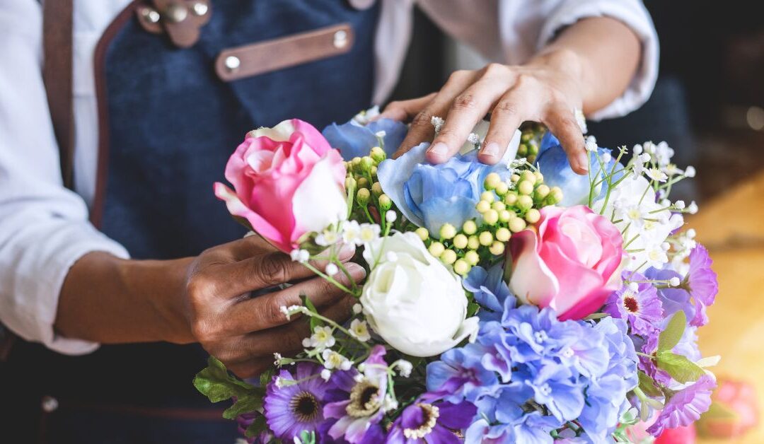 How to Choose the Perfect Large White Floral Centerpiece for Elegant DIY Home Décor